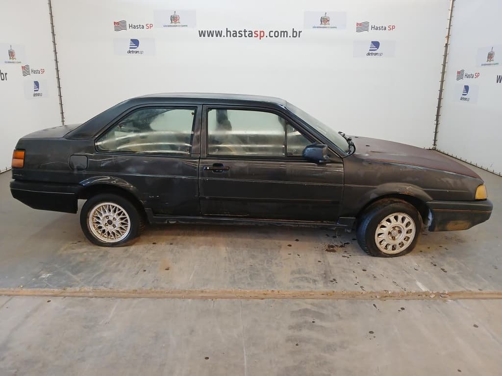 Volkswagen Santana 1992, cinza