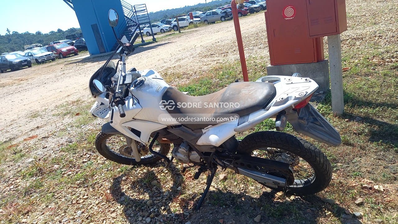 Honda Xre 300 2016 — foto 2