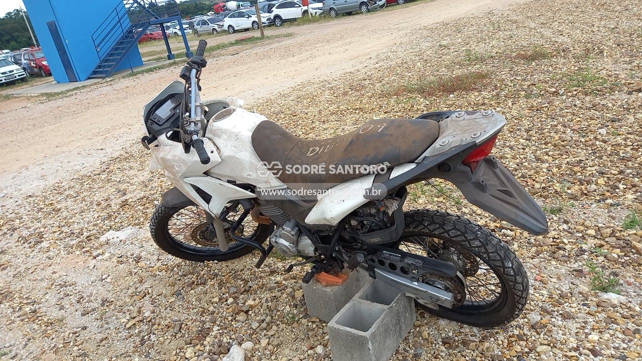 Honda Xre 300 2018 — foto 2