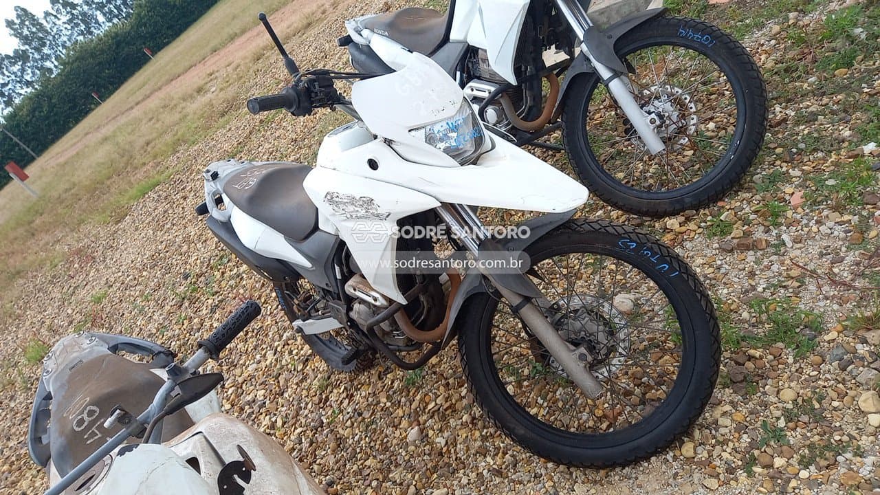 Honda Xre 300 2016, branca