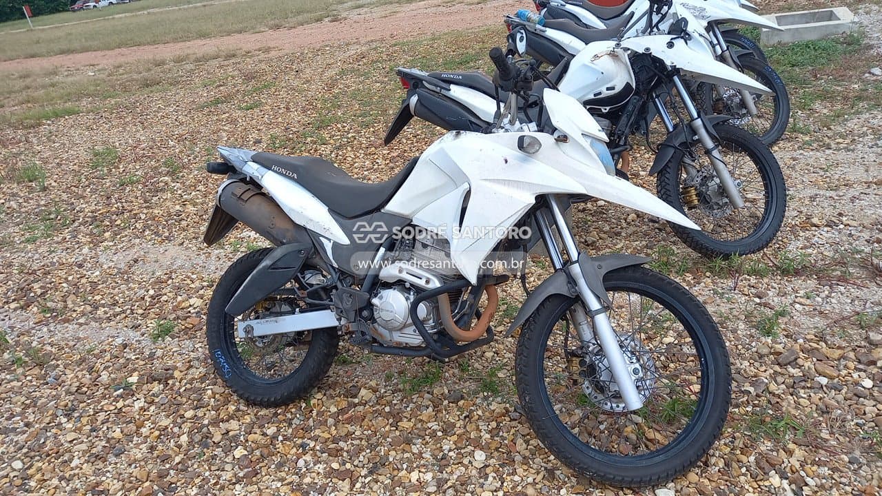 Honda Xre 300 2016, branca