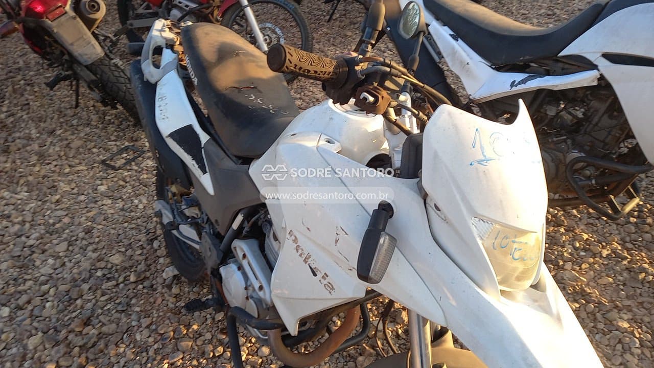 Honda Xre 300 2016 — foto 9