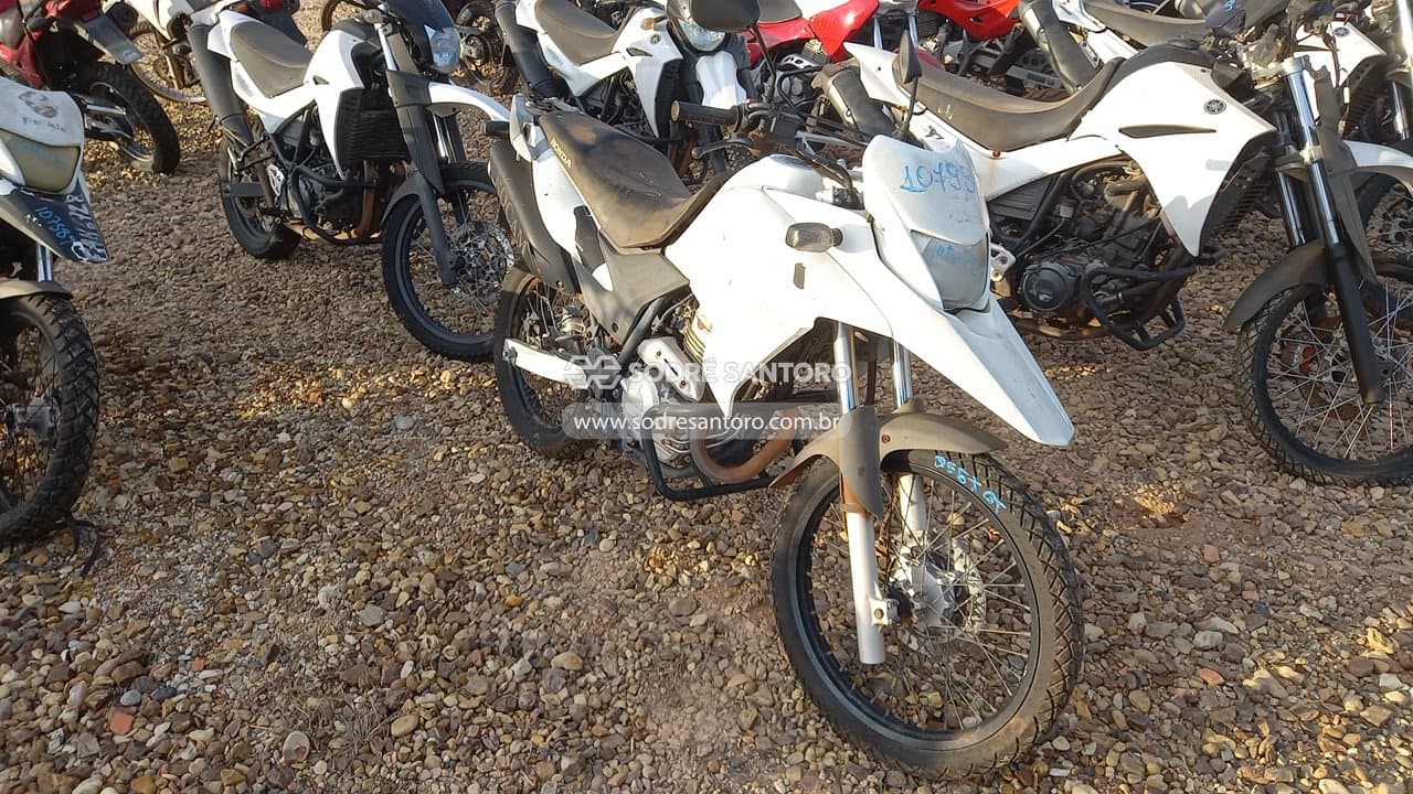 Honda Xre 300 2016 — foto 2