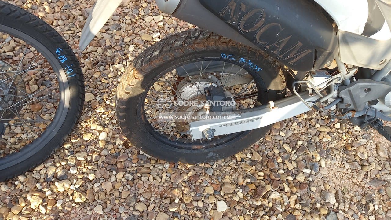 Honda Xre 300 2016 — foto 11
