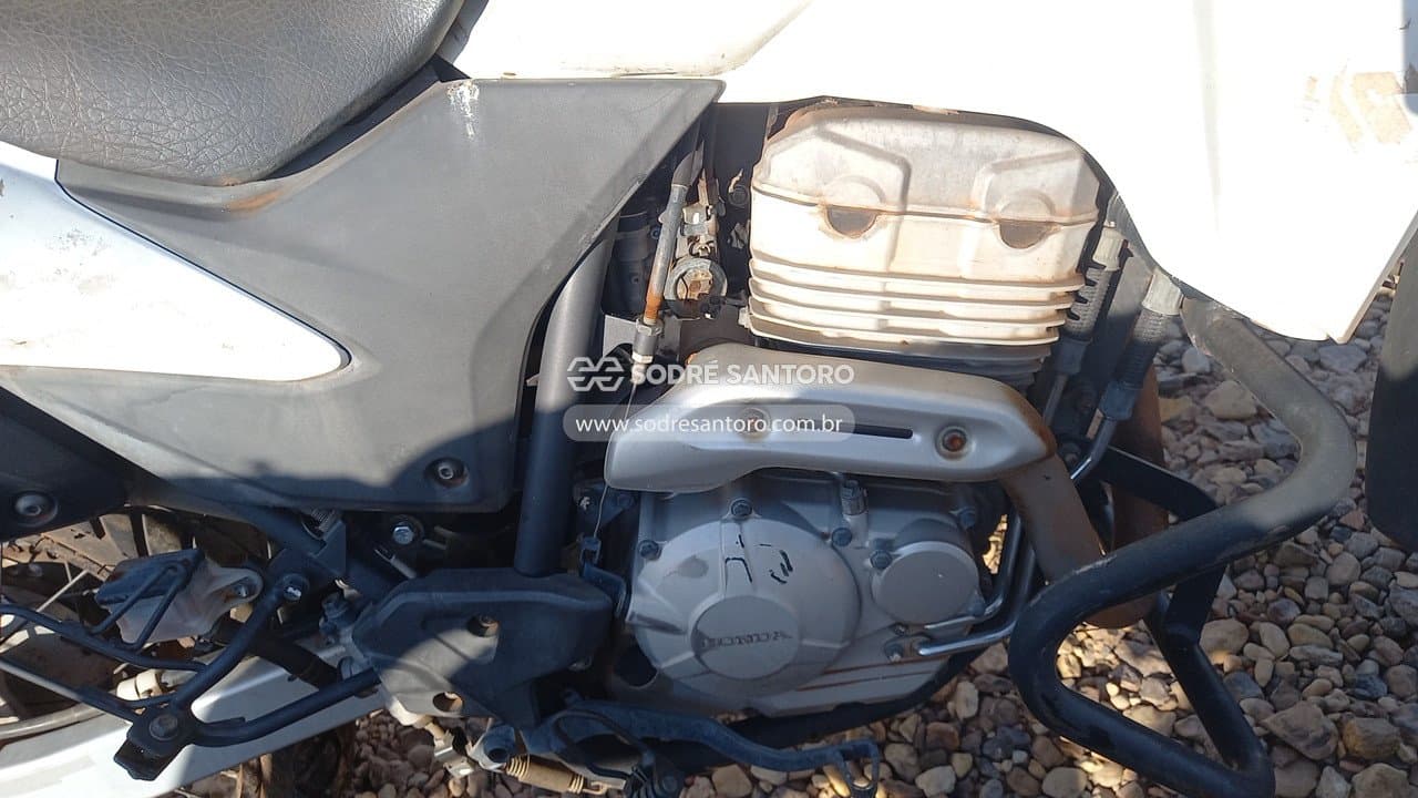 Honda Xre 300 P 2013 — foto 10