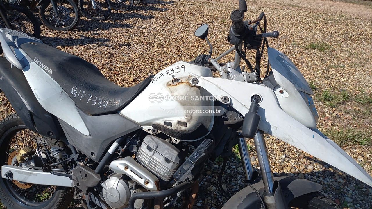 Honda Xre 300 2016 — foto 9