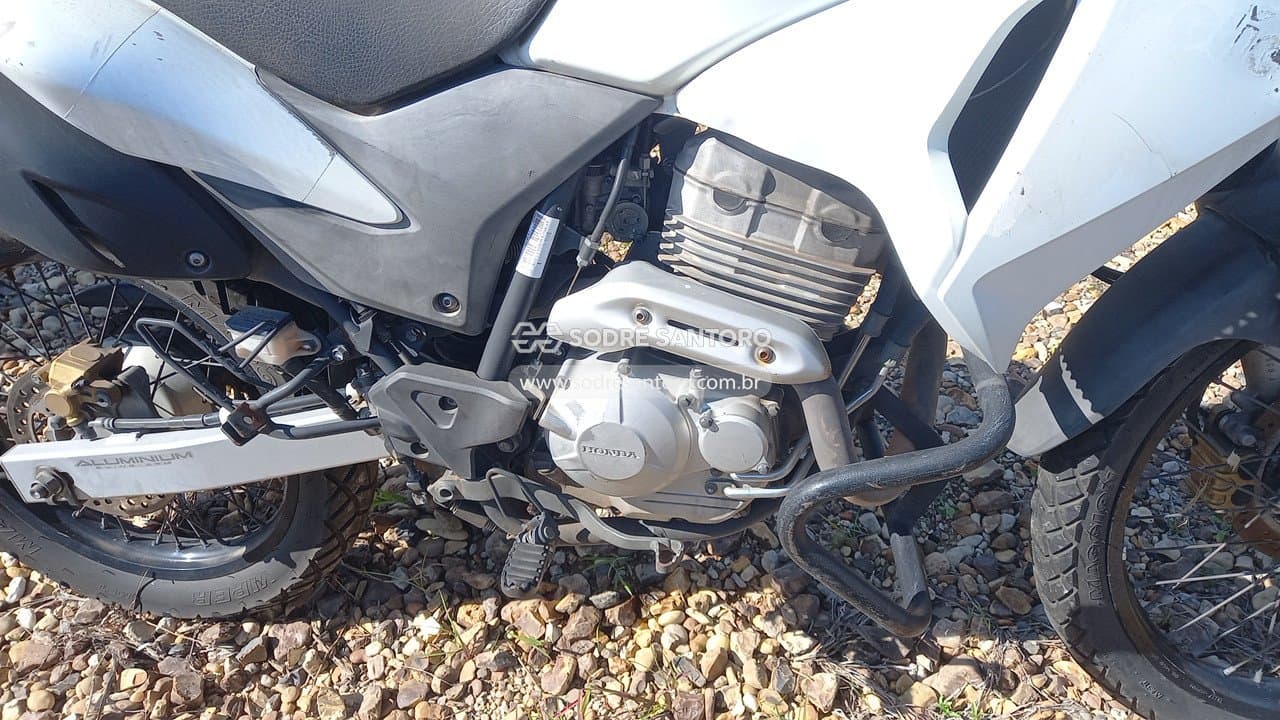 Honda Xre 300 2016 — foto 6