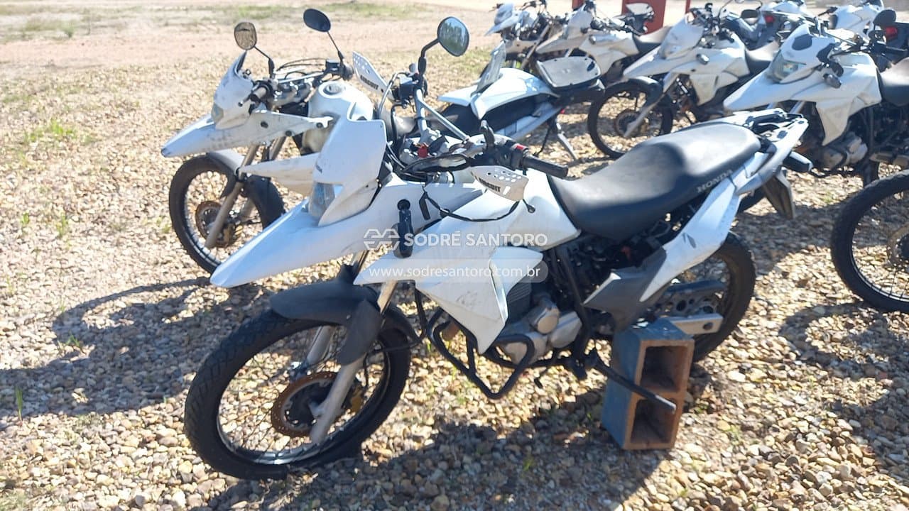 Honda Xre 300 2016 — foto 3