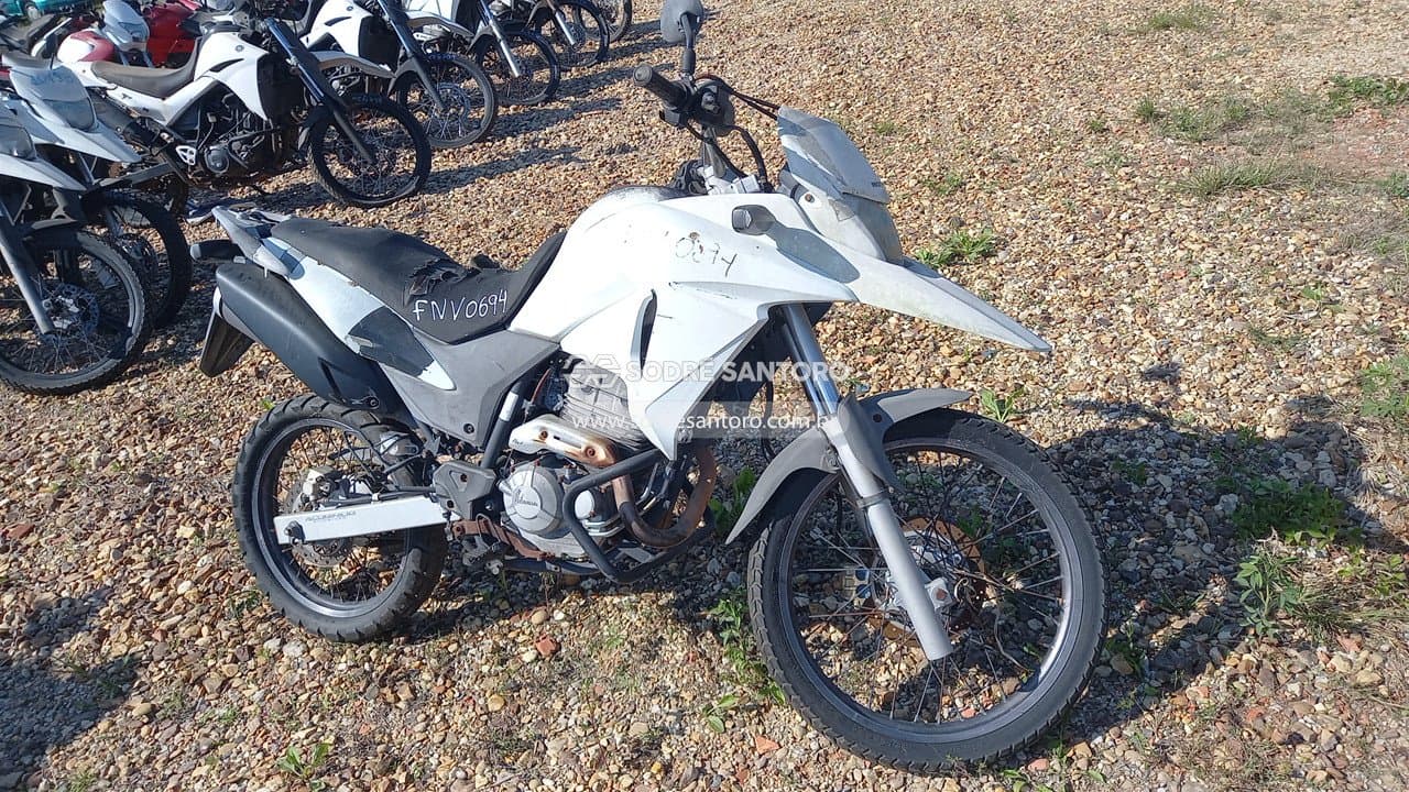 Honda Xre 300 2016, branca