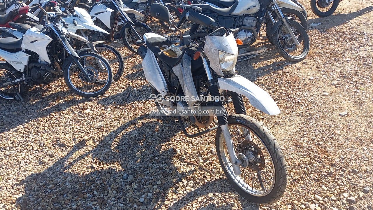Yamaha Lander Xtz250 2013, branca