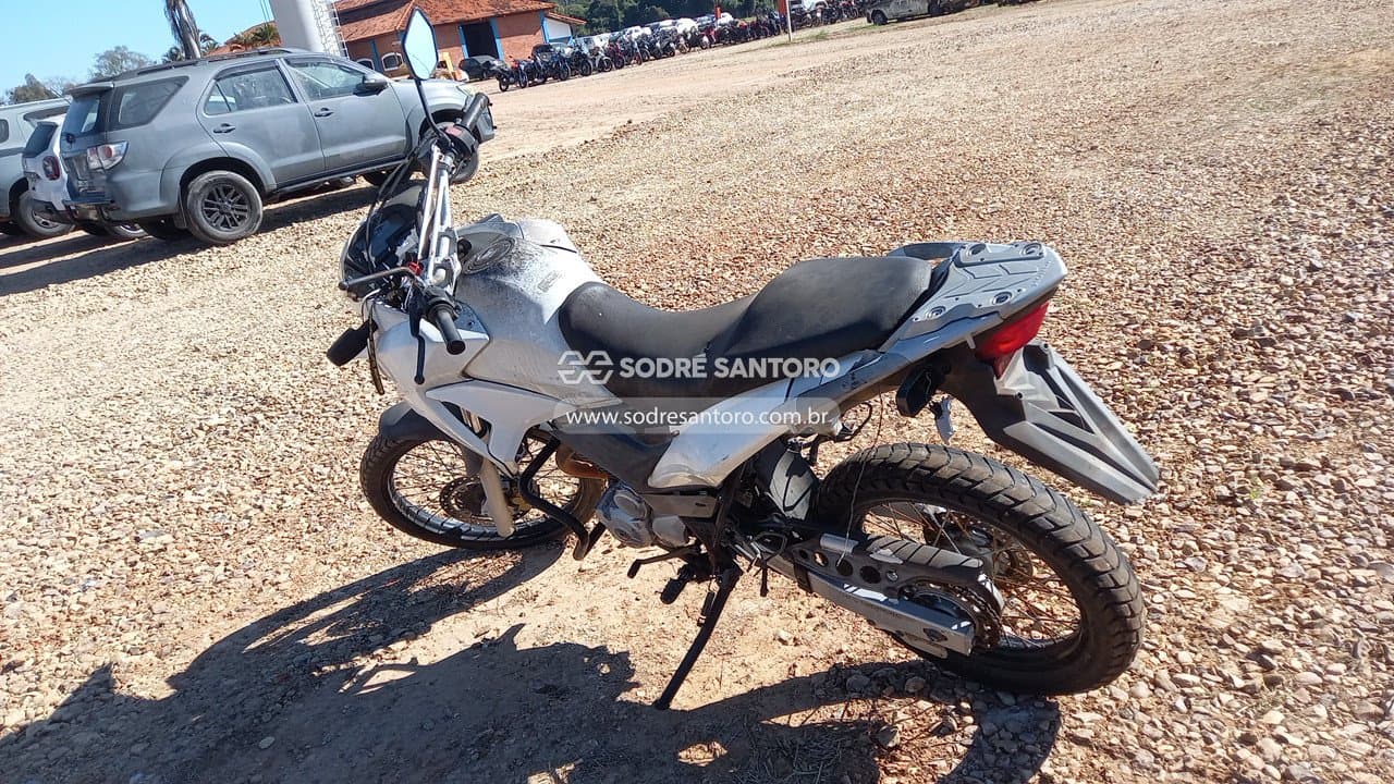 Honda Xre 300 2016 — foto 2