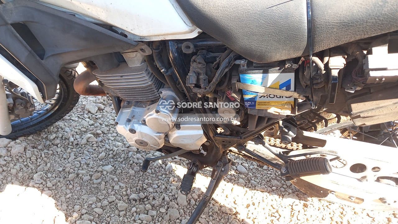 Honda Xre 300 2016 — foto 5