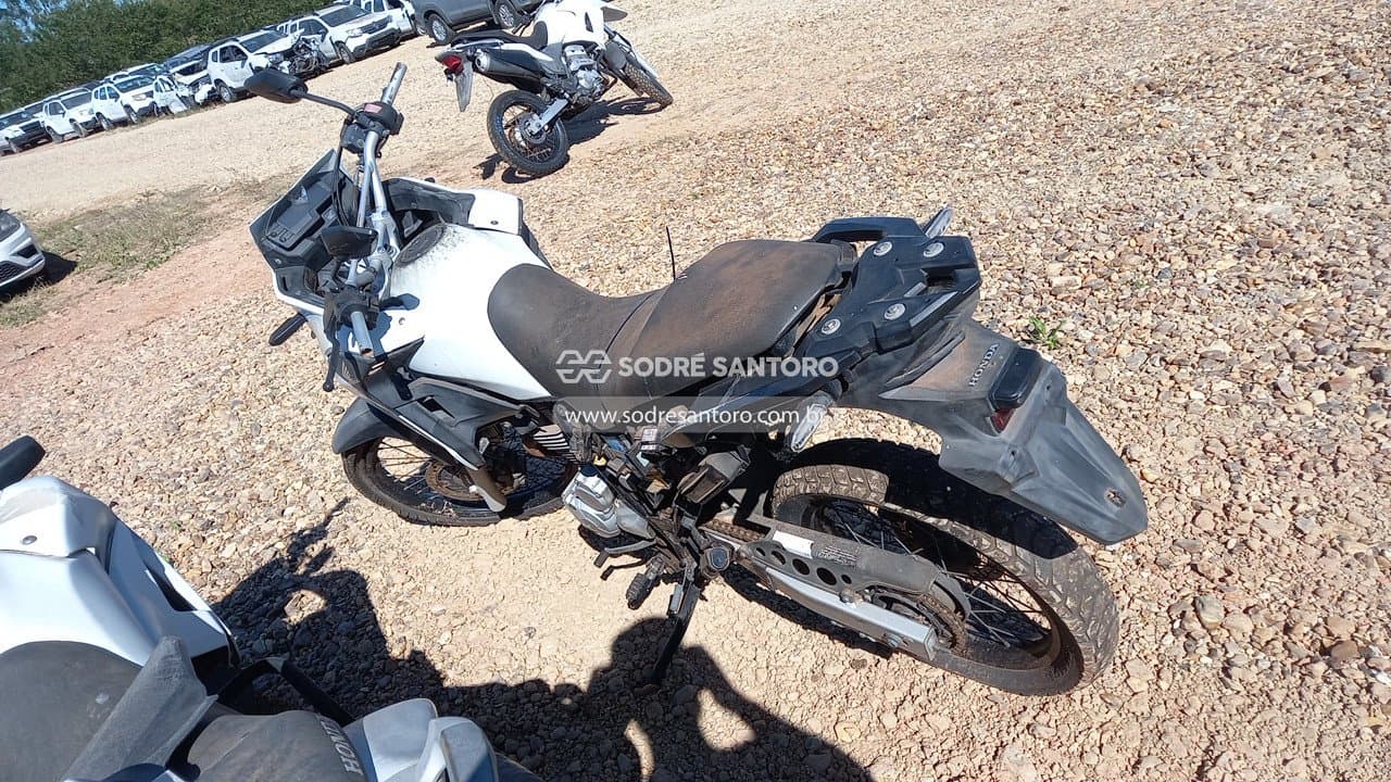 Honda Xre 300 2016 — foto 2