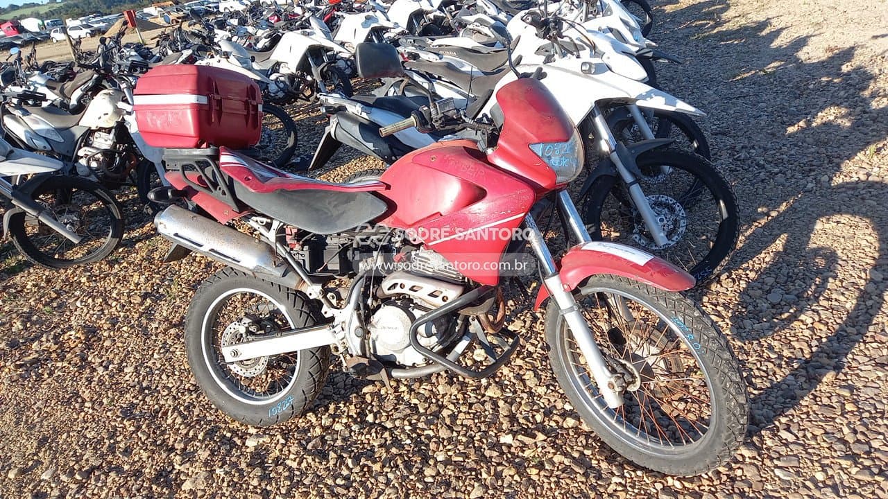 Honda Nx-4 Falcon 2008, vermelha