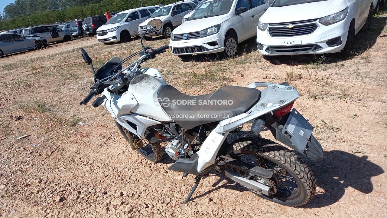 Honda Xre 300 2016 — foto 2