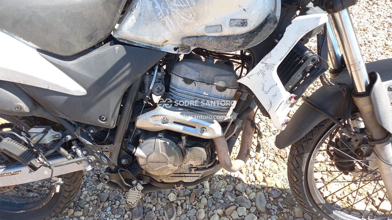 Honda Xre 300 2018 — foto 6