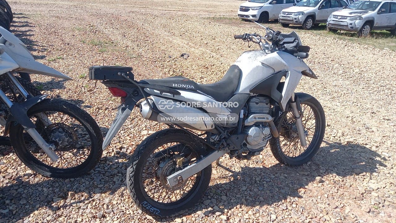 Honda Xre 300 2016 — foto 4