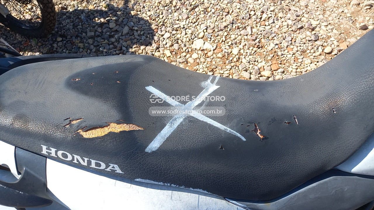 Honda Xre 300 2016 — foto 11