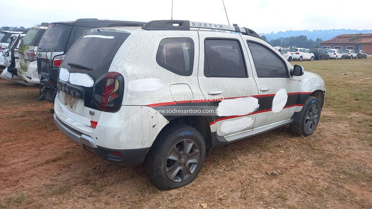 Renault Duster 20 D 4x4 2016 — foto 4