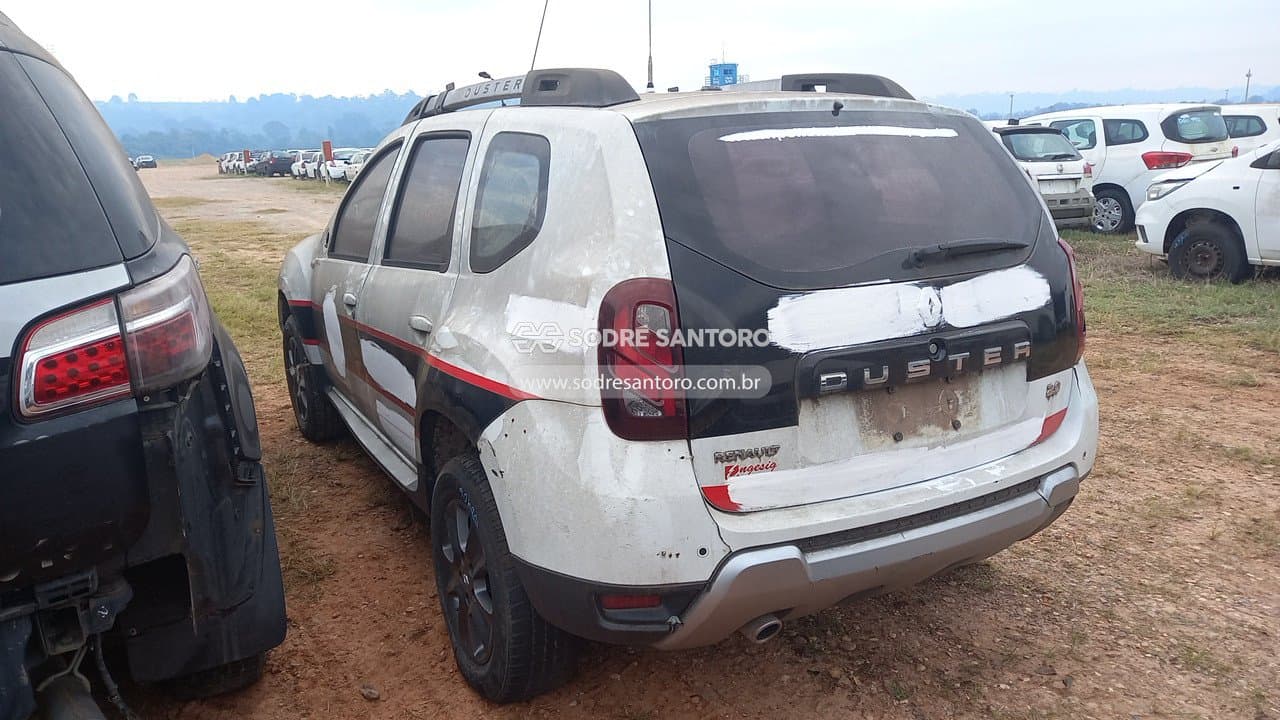 Renault Duster 20 D 4x4 2016 — foto 2