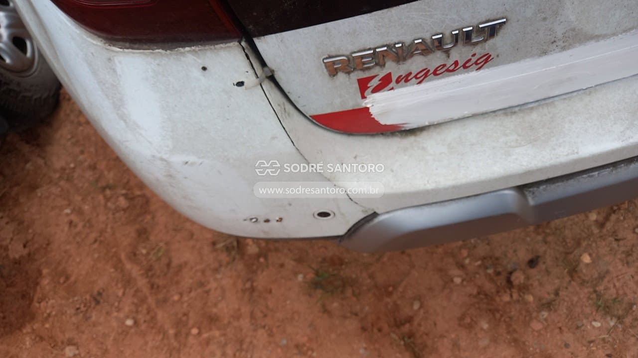 Renault Duster 20 D 4x4 2016 — foto 10