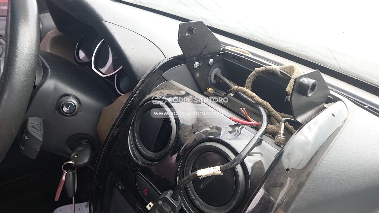 Renault Duster 20 D 4x4 2016 — foto 12