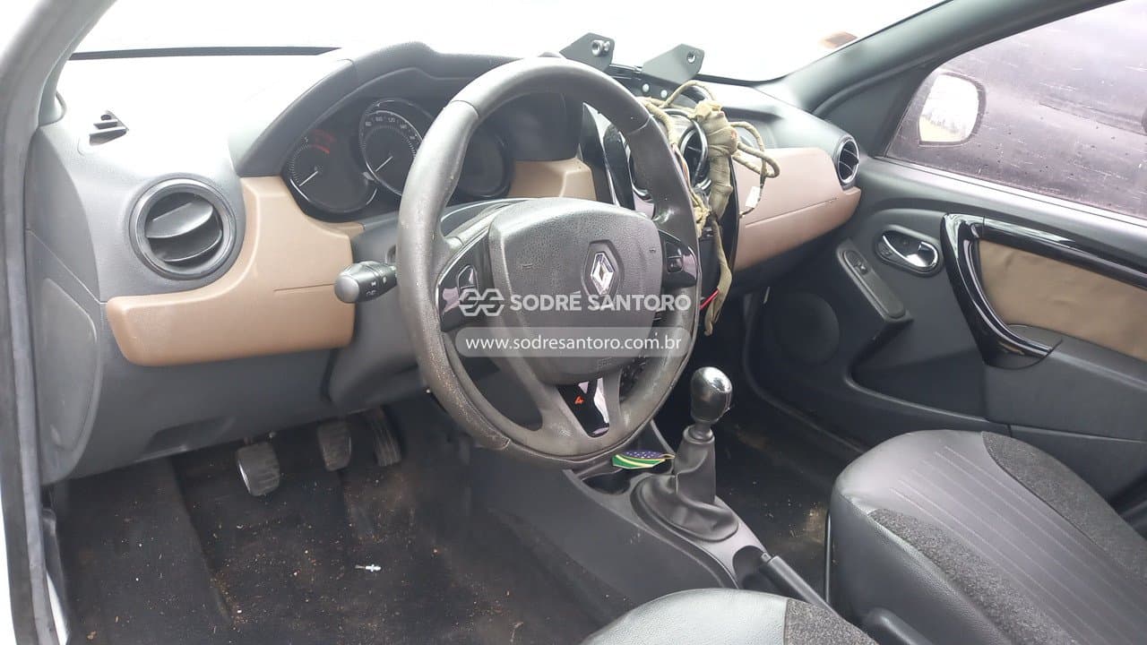Renault Duster 20 D 4x4 2016 — foto 6