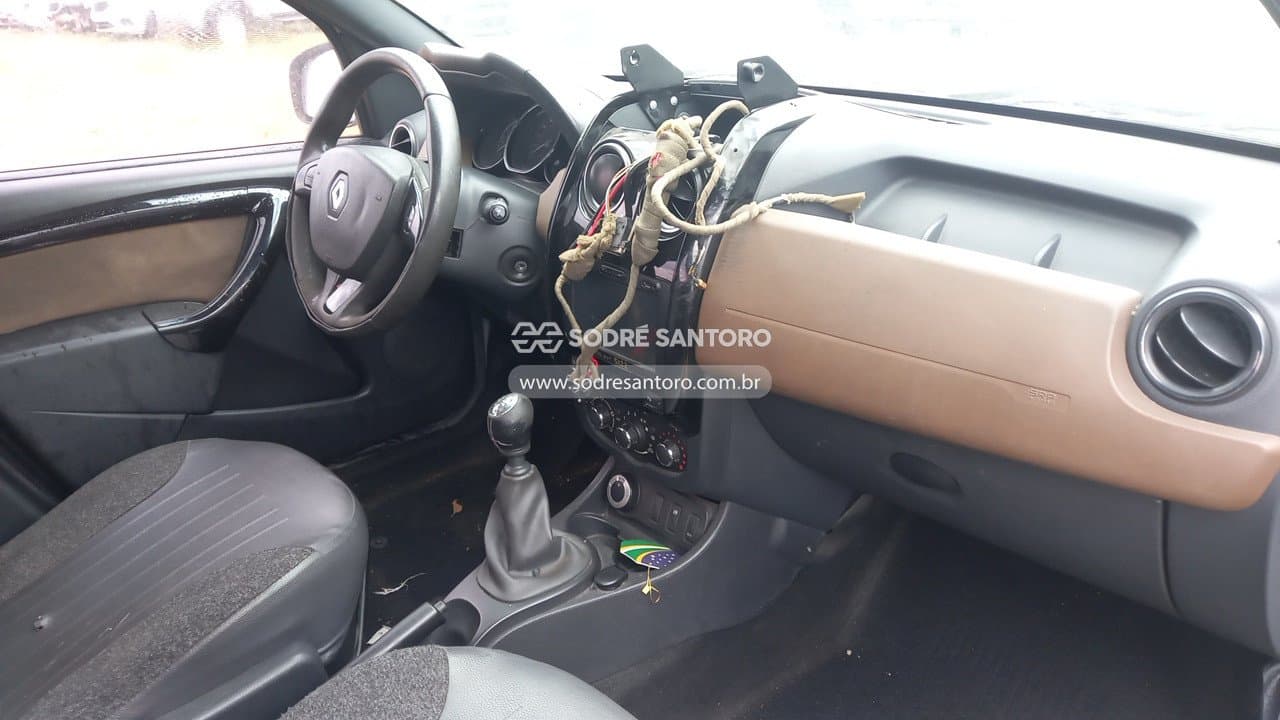 Renault Duster 20 D 4x4 2016 — foto 7