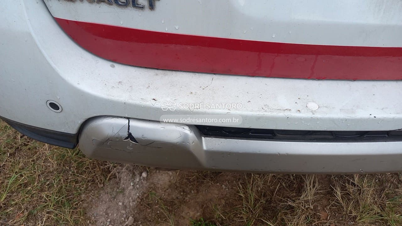 Renault Duster 20 D 4x4 2016 — foto 11