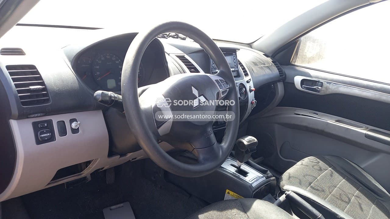 Mitsubishi Pajero Dakar D 2013 — foto 6