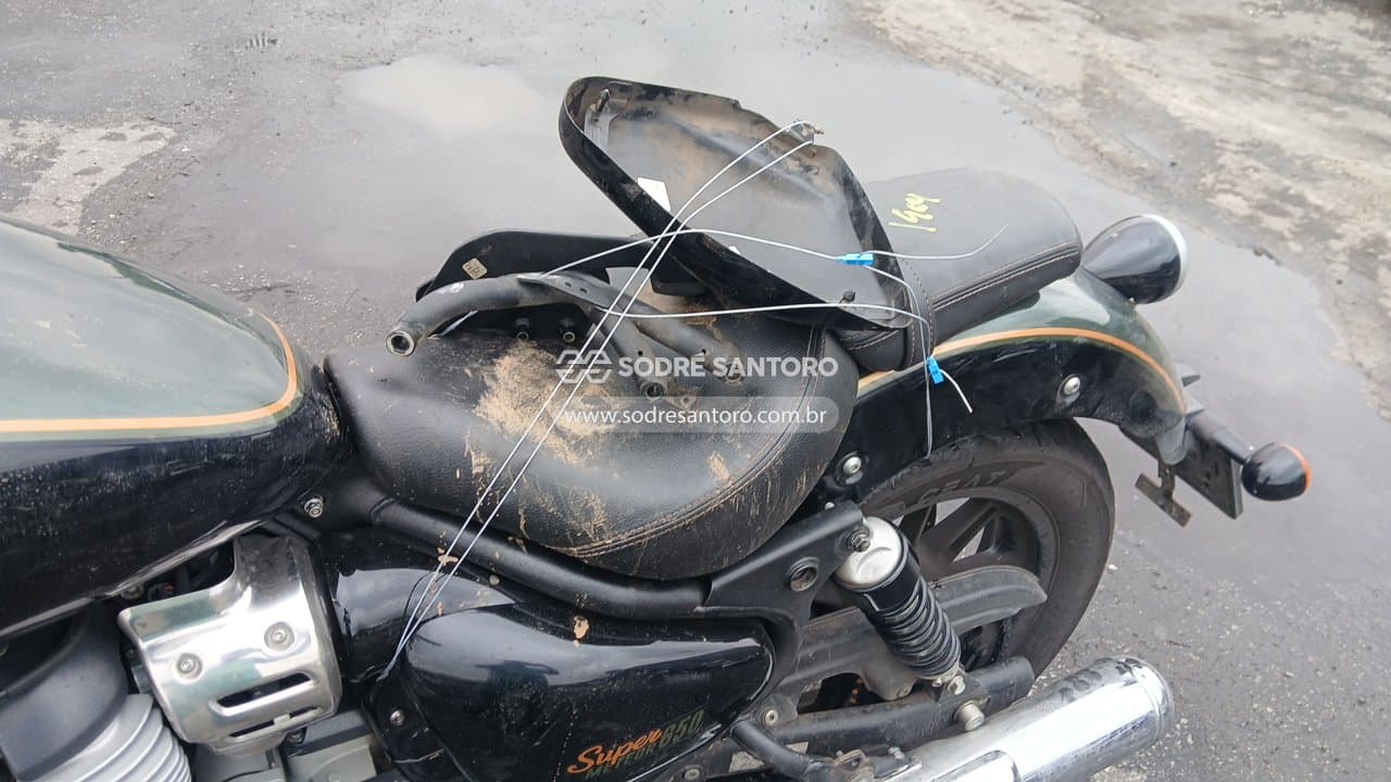 Royal Enfield Super Meteor 650 2025 — foto 9