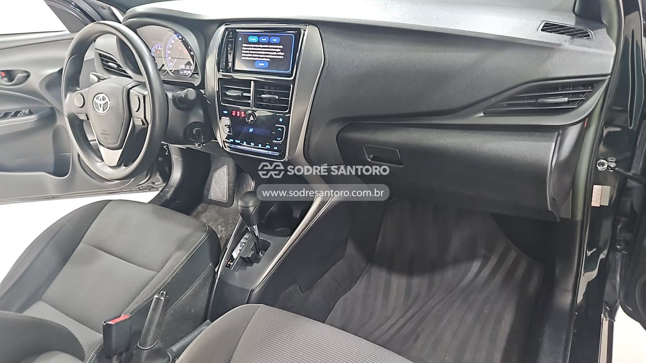 Toyota Yaris Ha Xl15 2023 — foto 8