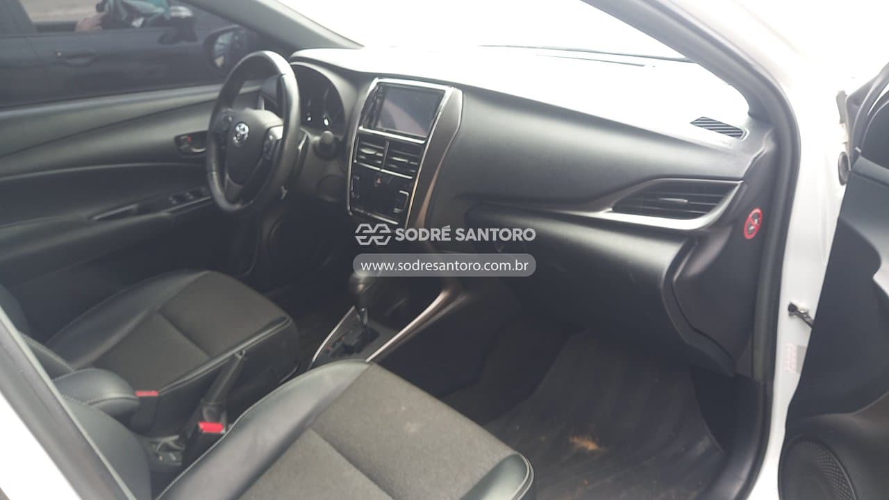 Toyota Yaris Ha Xs15 2023 — foto 8