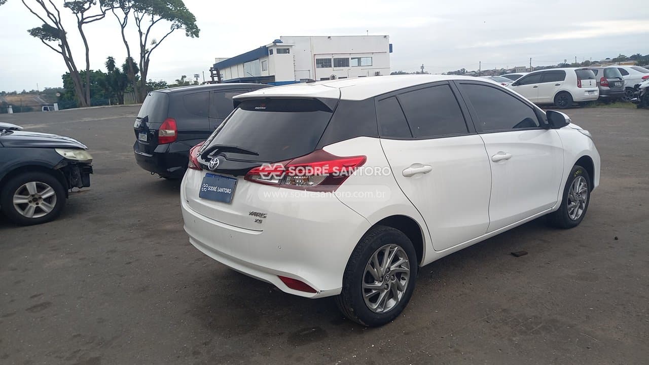 Toyota Yaris Ha Xs15 2023 — foto 4