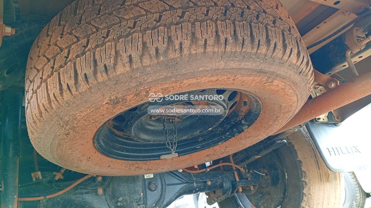 Toyota Hilux 2024 — foto 10