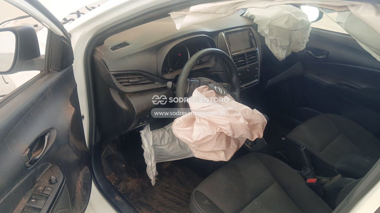 Toyota Yaris Ha Xl15 2024 — foto 6