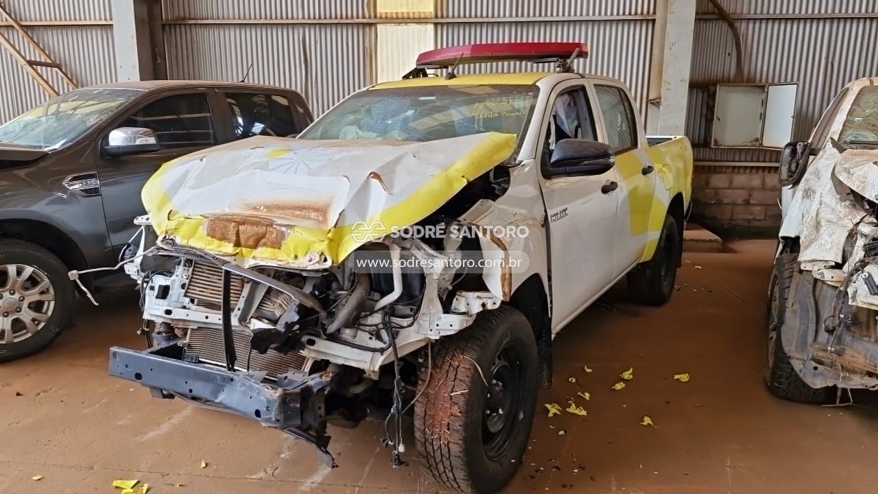Toyota Hilux 2024 — foto 3