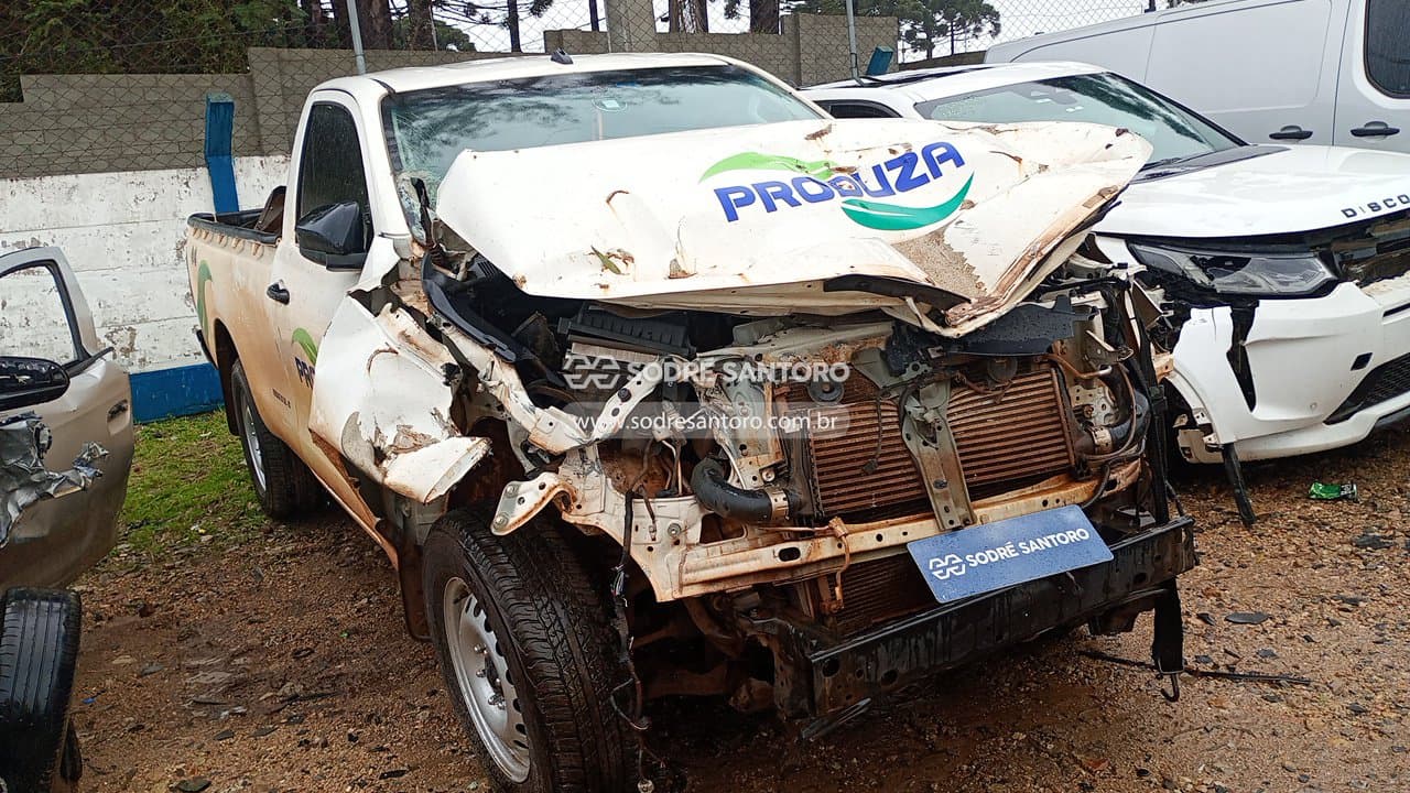 Toyota Hilux 2025, branca