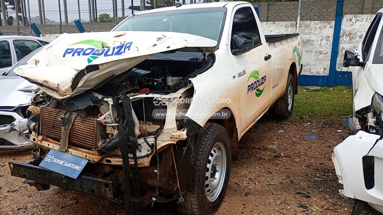 Toyota Hilux 2025 — foto 3