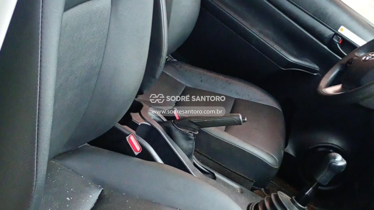 Toyota Hilux 2025 — foto 11