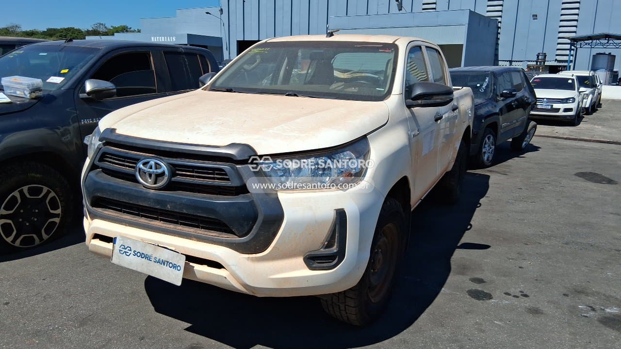 Toyota Hilux 2025 — foto 3