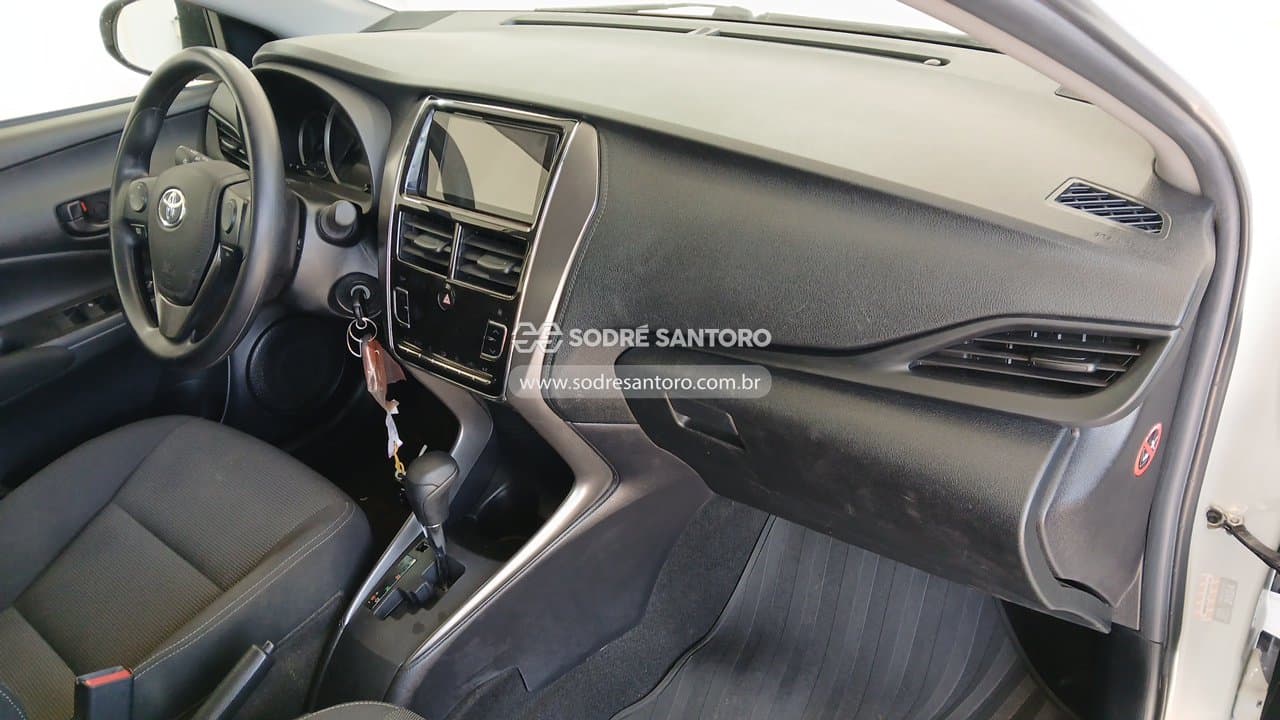 Toyota Yaris Sa Xl15 2025 — foto 8