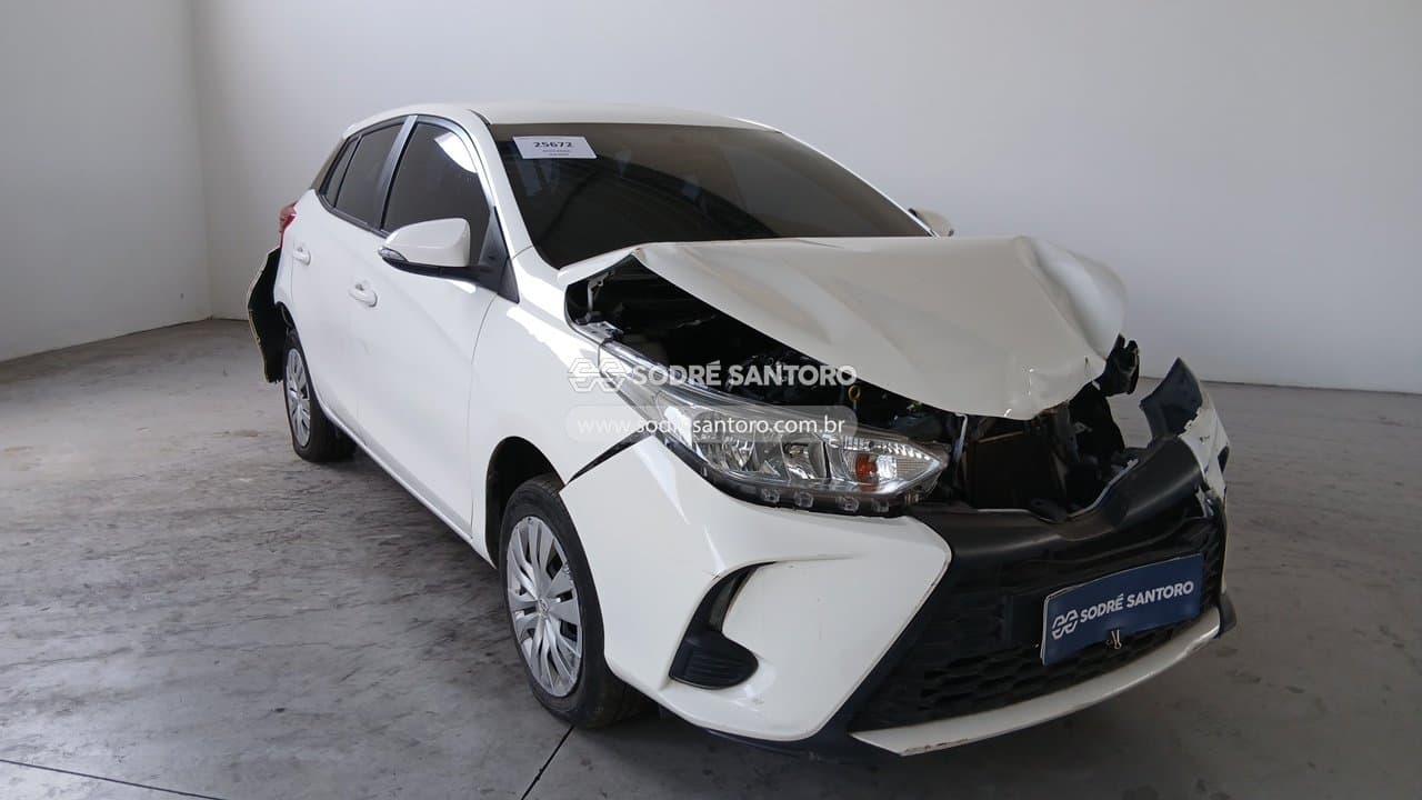 Toyota Yaris Ha Xl15 2024, branca
