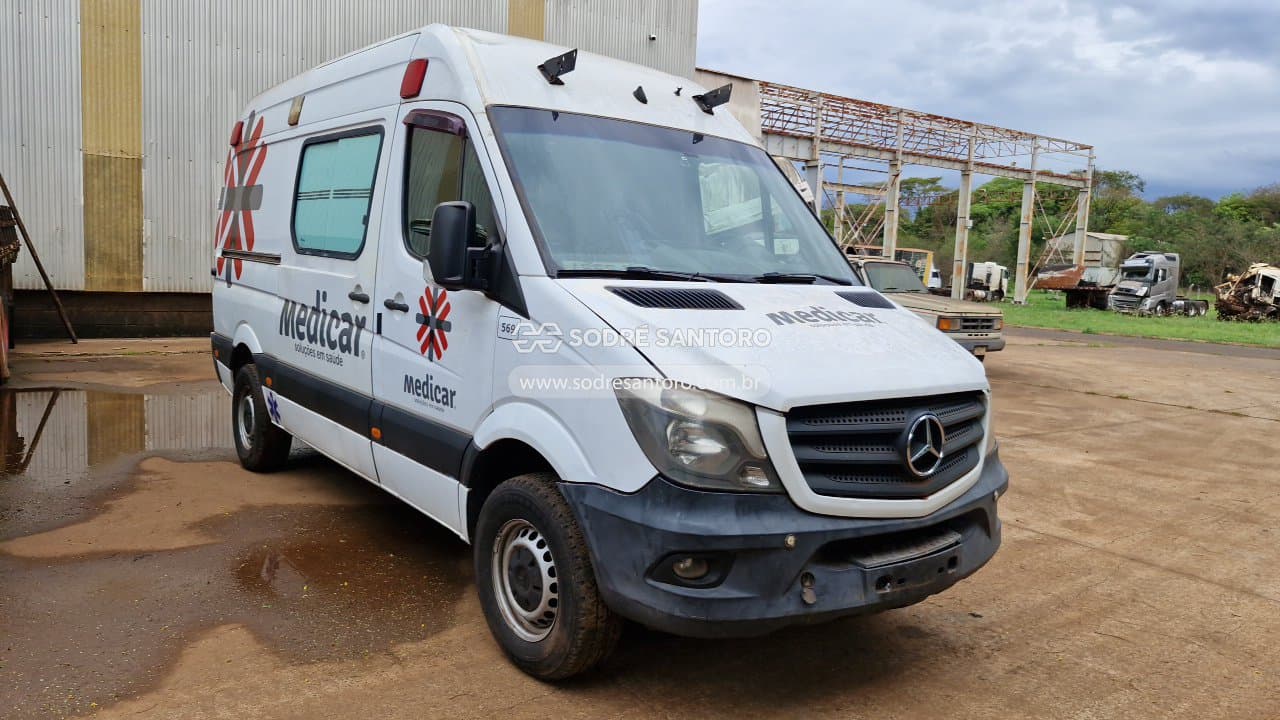Mercedes-Benz 415 Alter Amb 2018, branca