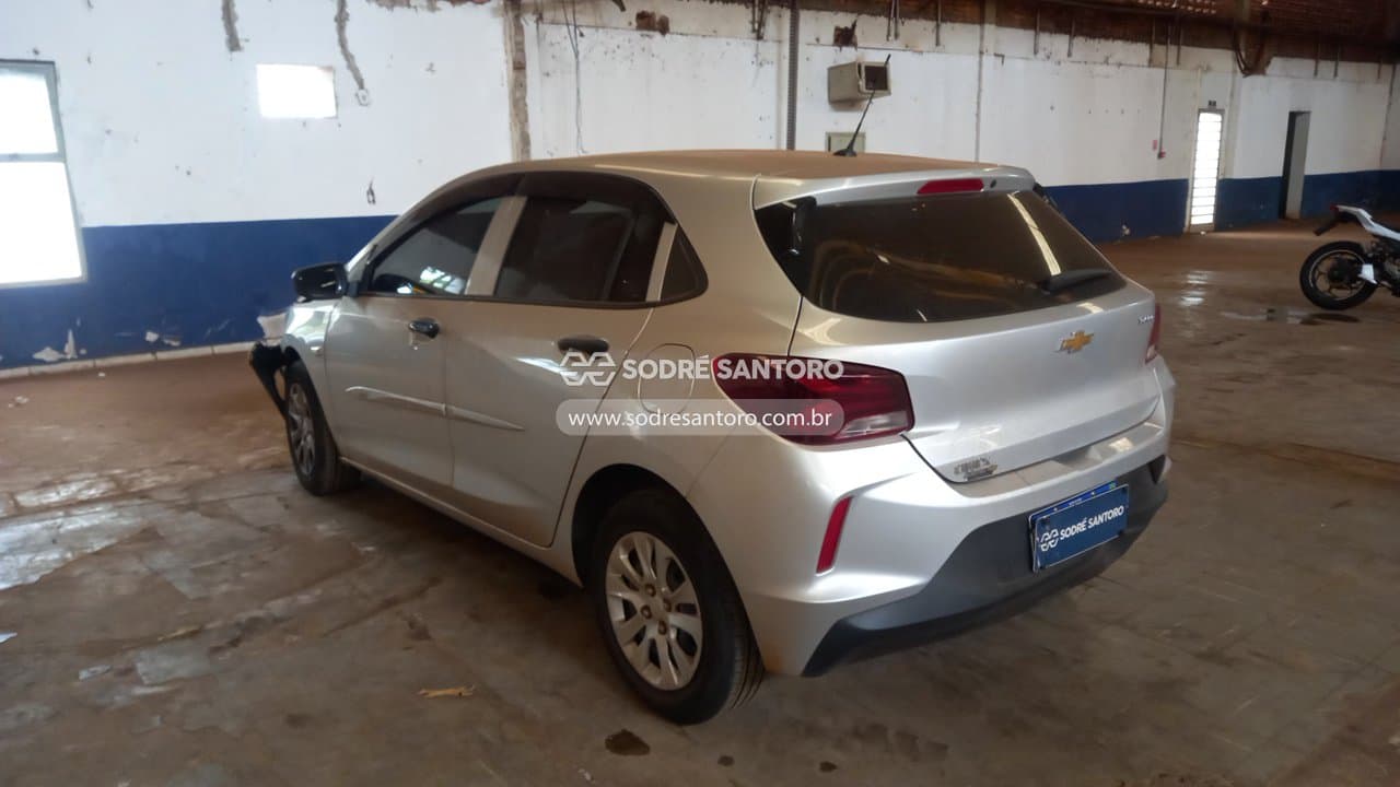 Chevrolet Onix 2023 — foto 2