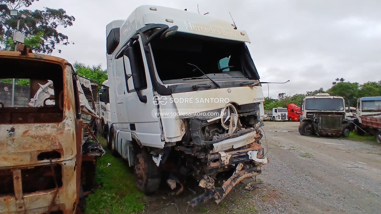 Mercedes-Benz Actros 2546 Ls 2018, branca