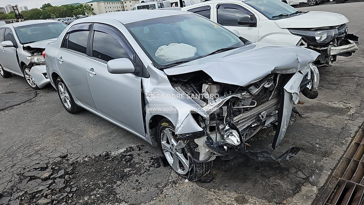 Toyota Corolla Gli Flex 2014, prata