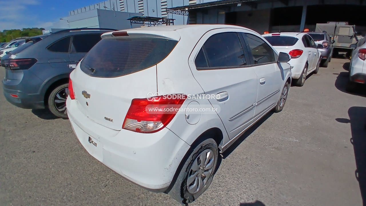 Chevrolet Onix 1.4mt Ltz 2014 — foto 4