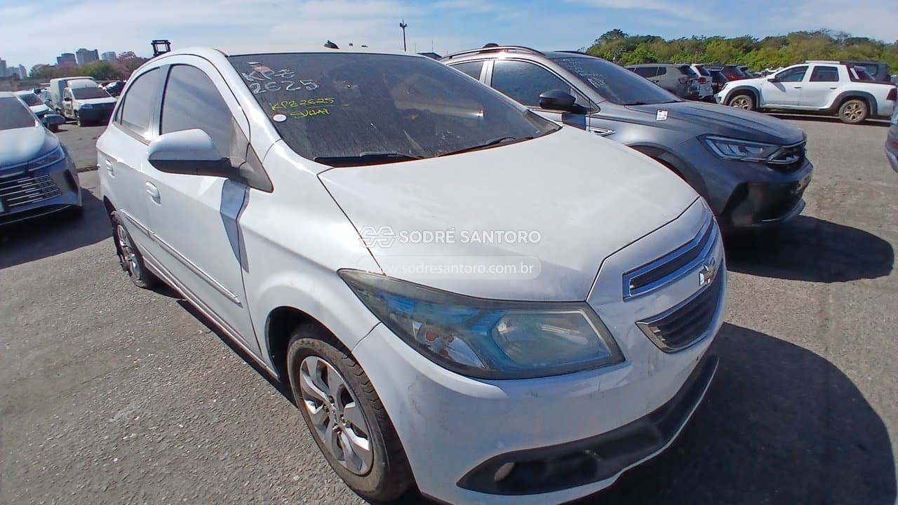 Chevrolet Onix 1.4mt Ltz 2014, branca