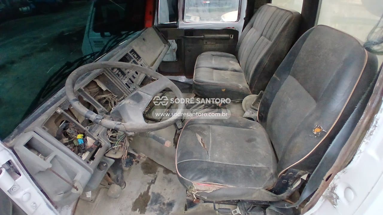 Ford Cargo 2425 2000 — foto 8